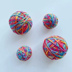 Tangle-Resistant Yarn Ball: A Kitten-Approved Chew Toy for Endless Fun